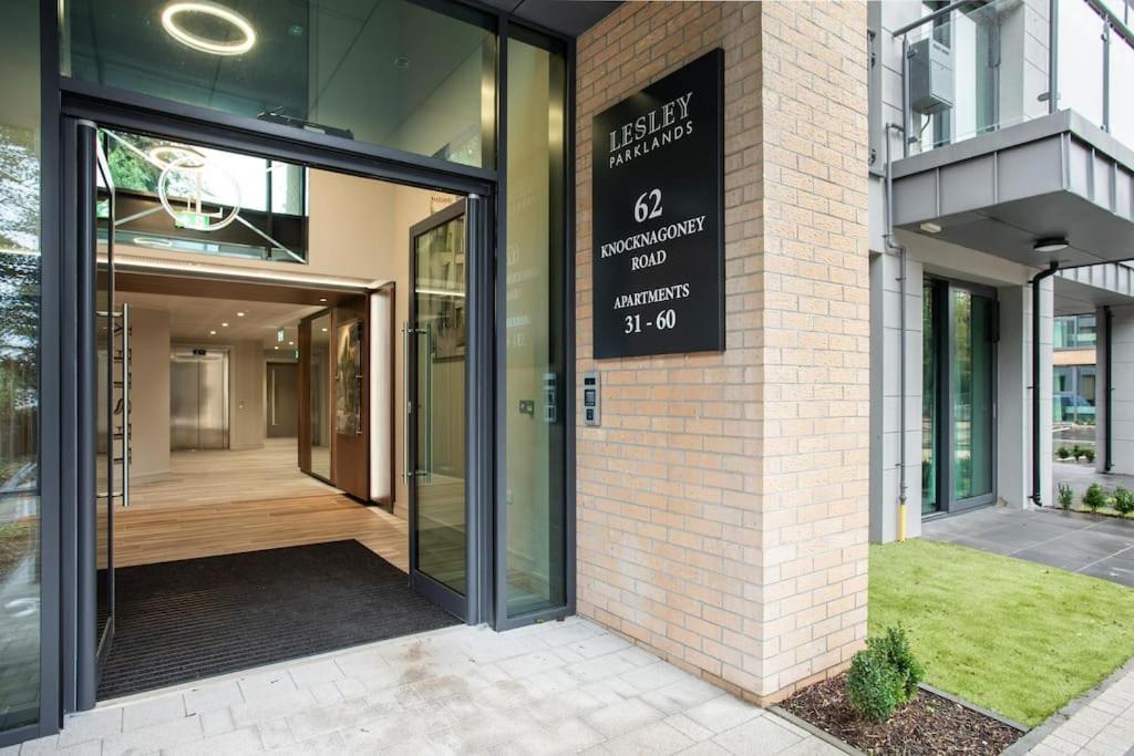 Stunning 2Br Next To The City Airport Bhd - Free Parking Belfast Exterior foto